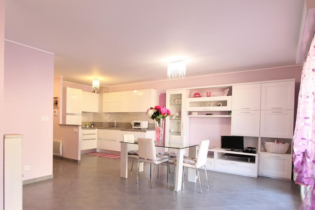 Appartement Lilla By Connexion Menton Buitenkant foto